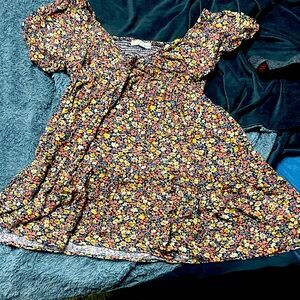Medium dress